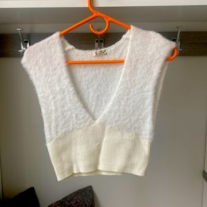 Free people crop top cashmere medium slight blemish in knit on front